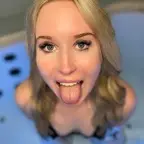 Mia Brandt 🍑